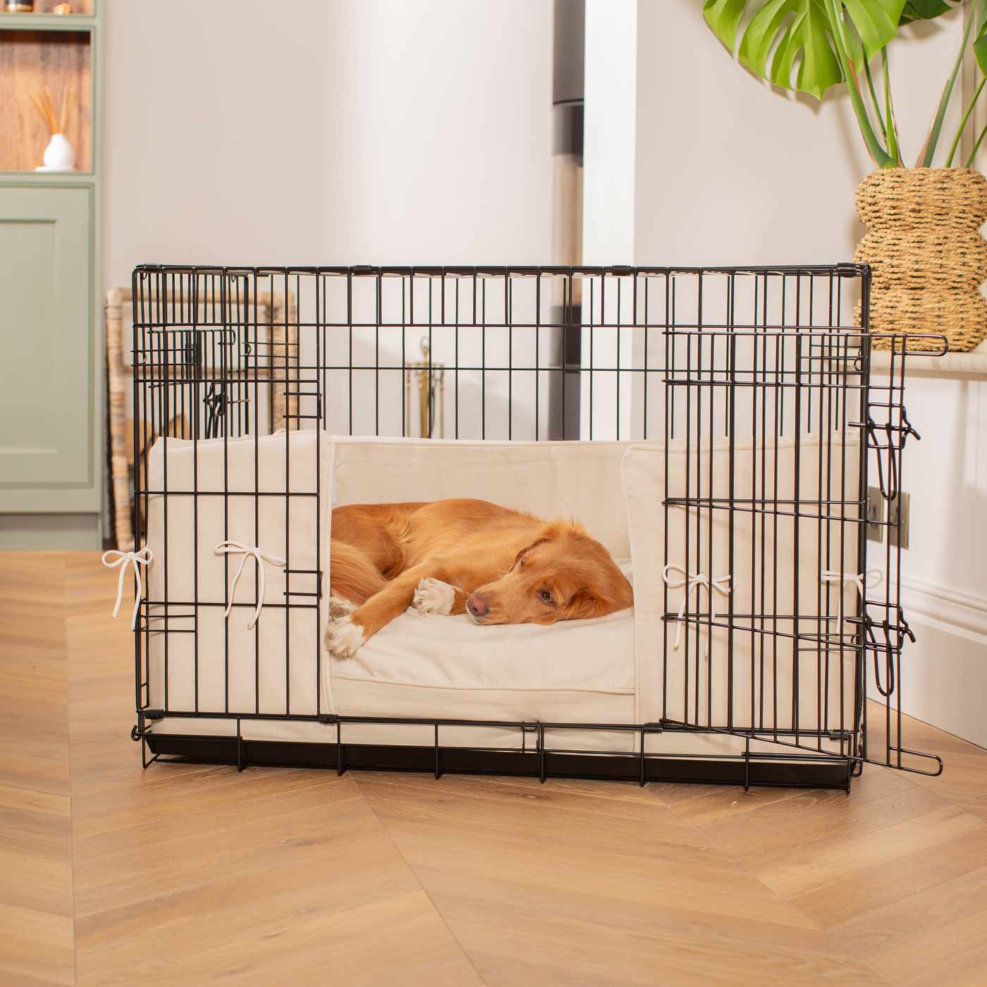 Dog Cage with Cushion & Bumper in Savanna Bone by Lords & Labradors