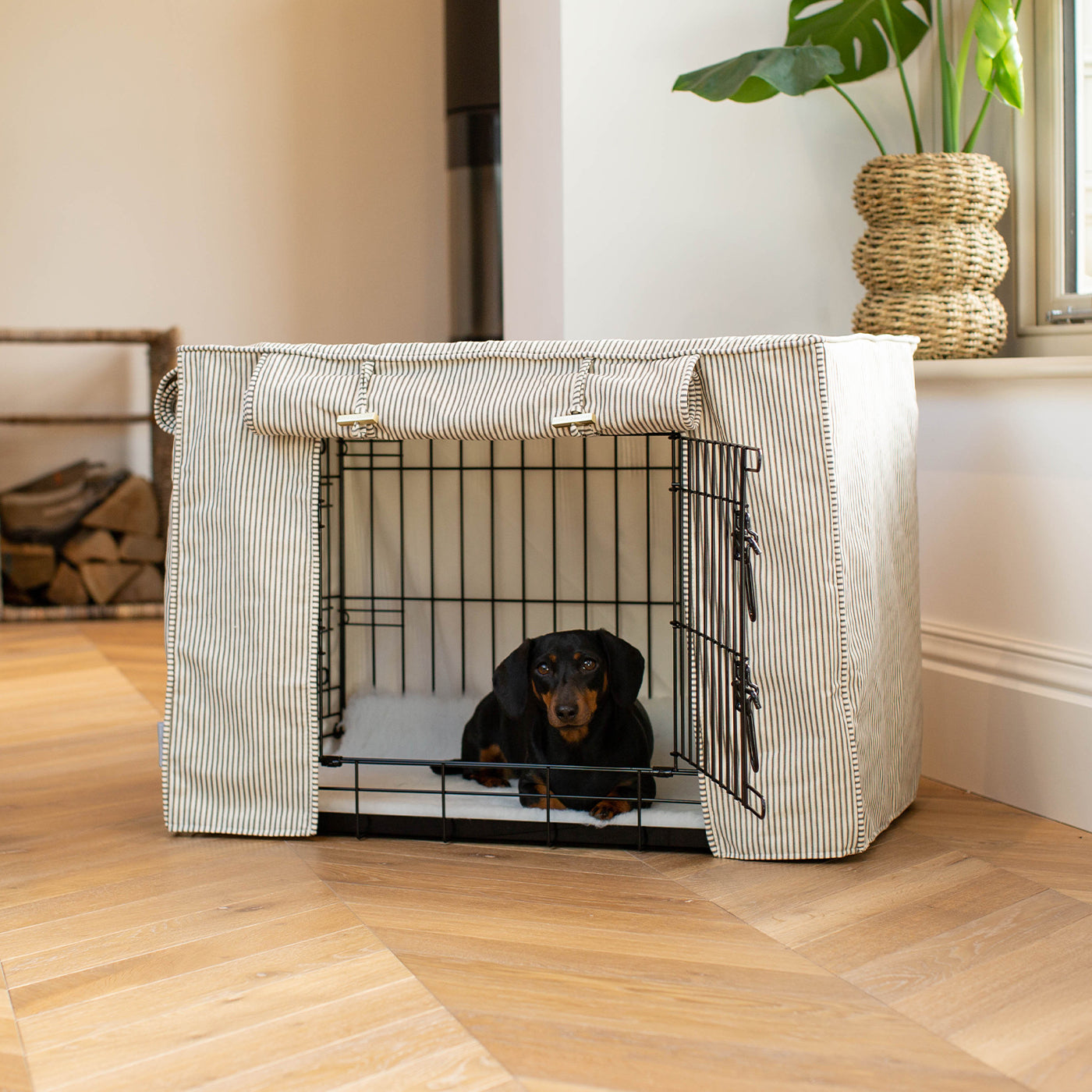 Luxury Black Dog Cage Set With Crate Cover, The Perfect Dog Crate For The Ultimate Naptime, Available Now at Lords & Labradors US