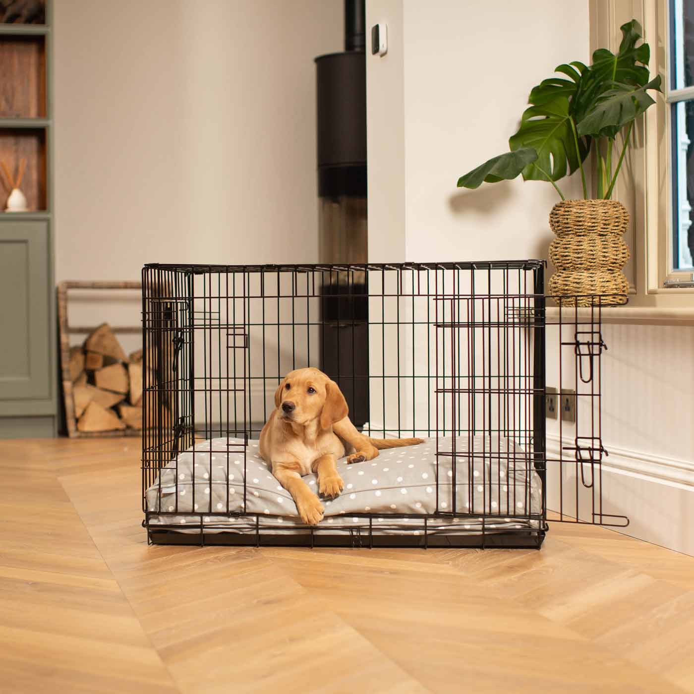 Luxury Black Dog Cage Set With Cushion, Bumper and Cage Cover. The Perfect Dog Cage For The Ultimate Naptime, Available Now at Lords & Labradors US