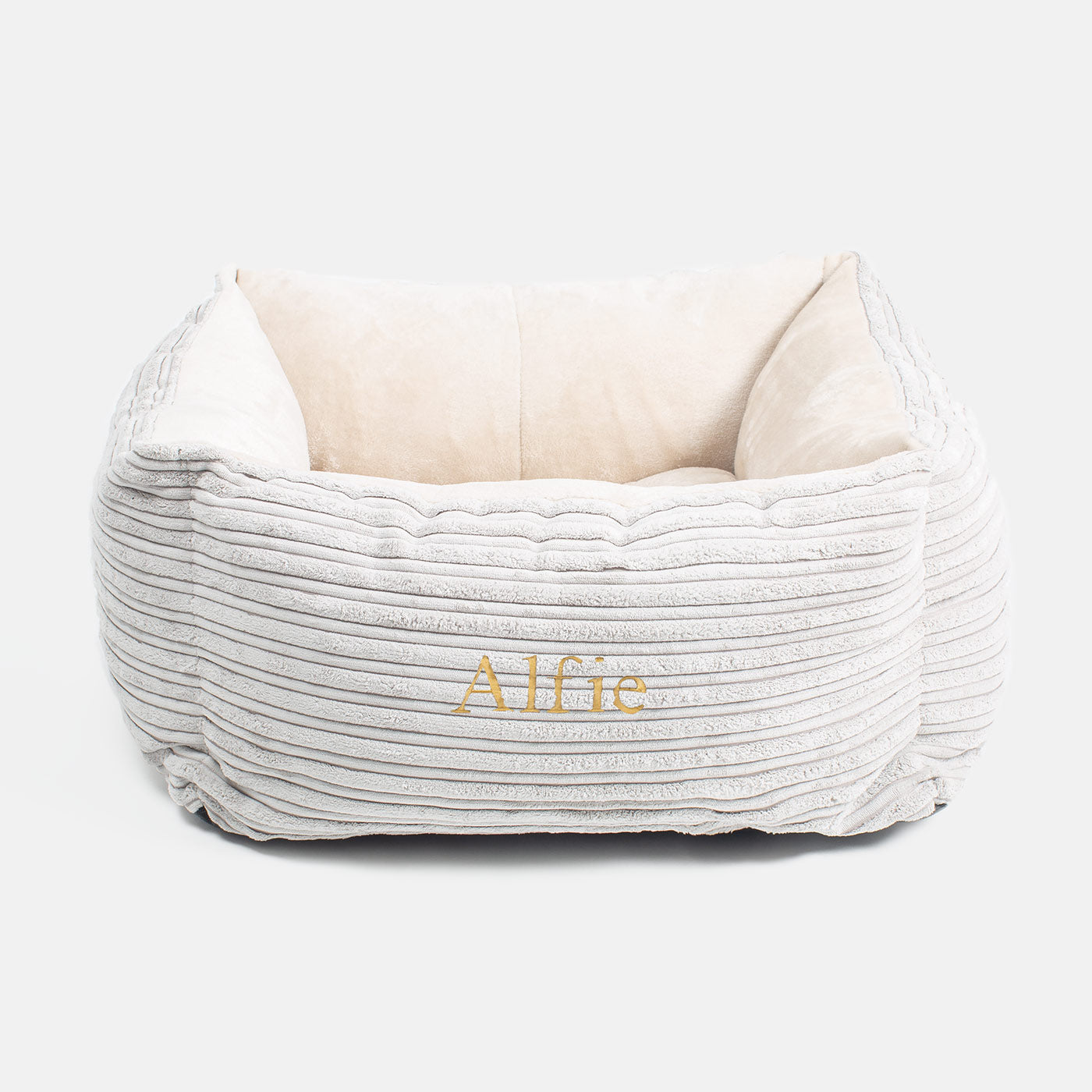 Super Soft, Plush Fabric Essentials Box Bed For Dogs, A Luxury Dog Bed Made Using Sherpa/Fleece To Bring The Perfect Pet Bed For The Ultimate Nap Time! Available Now at Lords & Labradors US