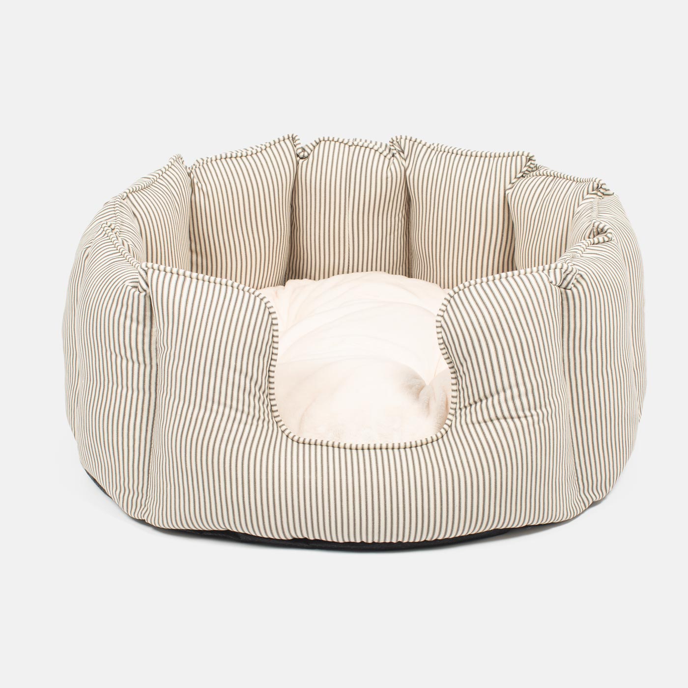 Discover Our Luxurious High Wall Bed For Cats & Kittens, Featuring Reversible Inner Cushion With Teddy Fleece To Craft The Perfect Cat Bed In Stunning Regency Stripe! Available To Personalize Now at Lords & Labradors US
