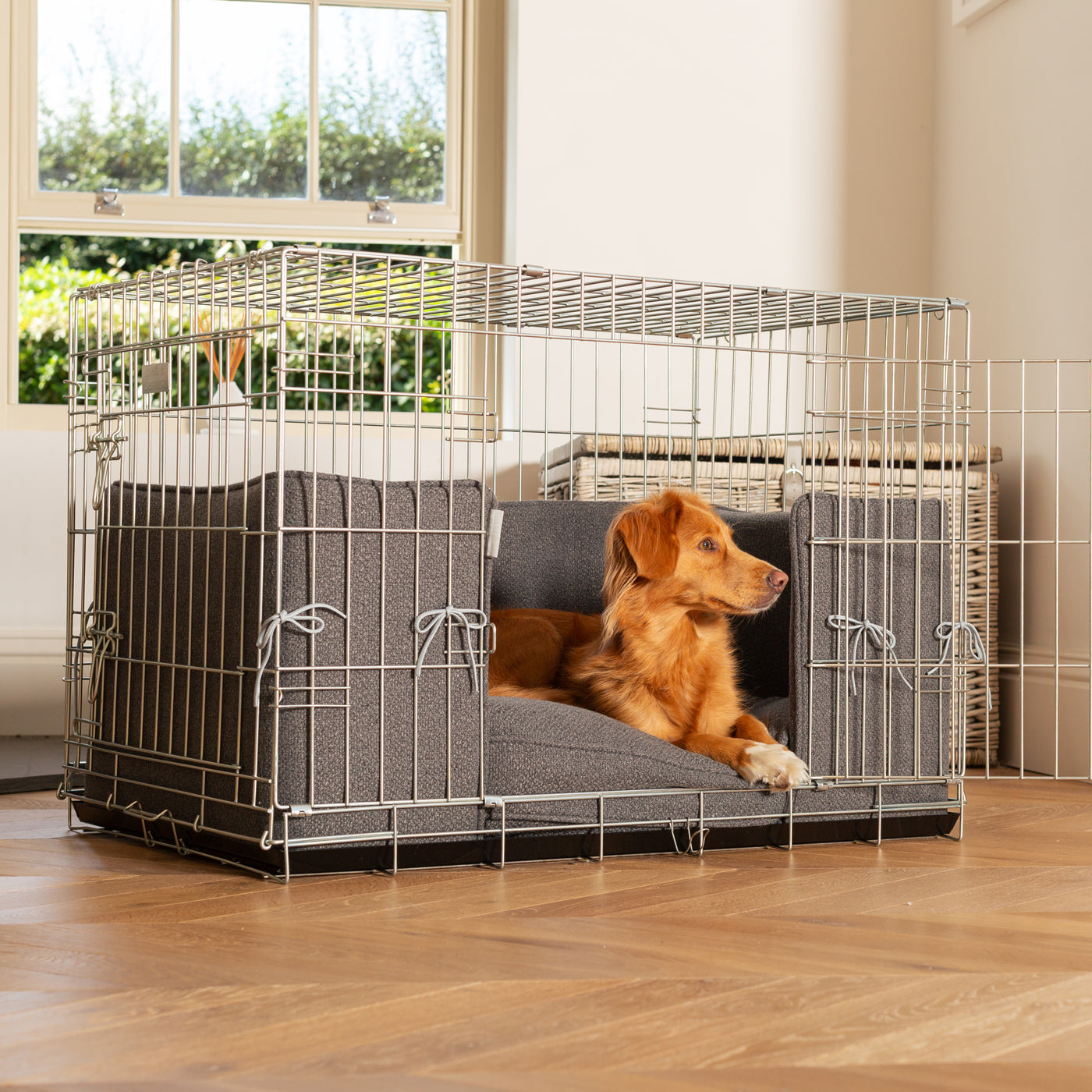 Dog Cage Bumper in Essentials Herdwick Graphite by Lords & Labradors