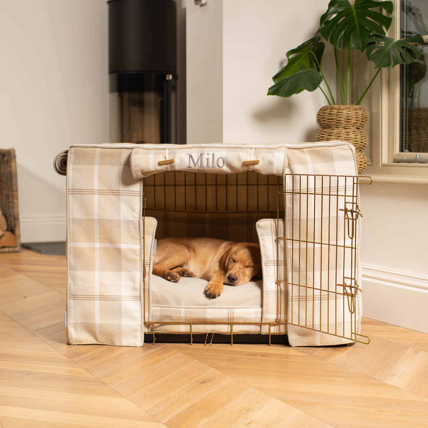 Balmoral Natural Tweed Cage Set, The Perfect Dog Cage Set For The Ultimate Naptime, Available To Personalize at Lords & Labradors US