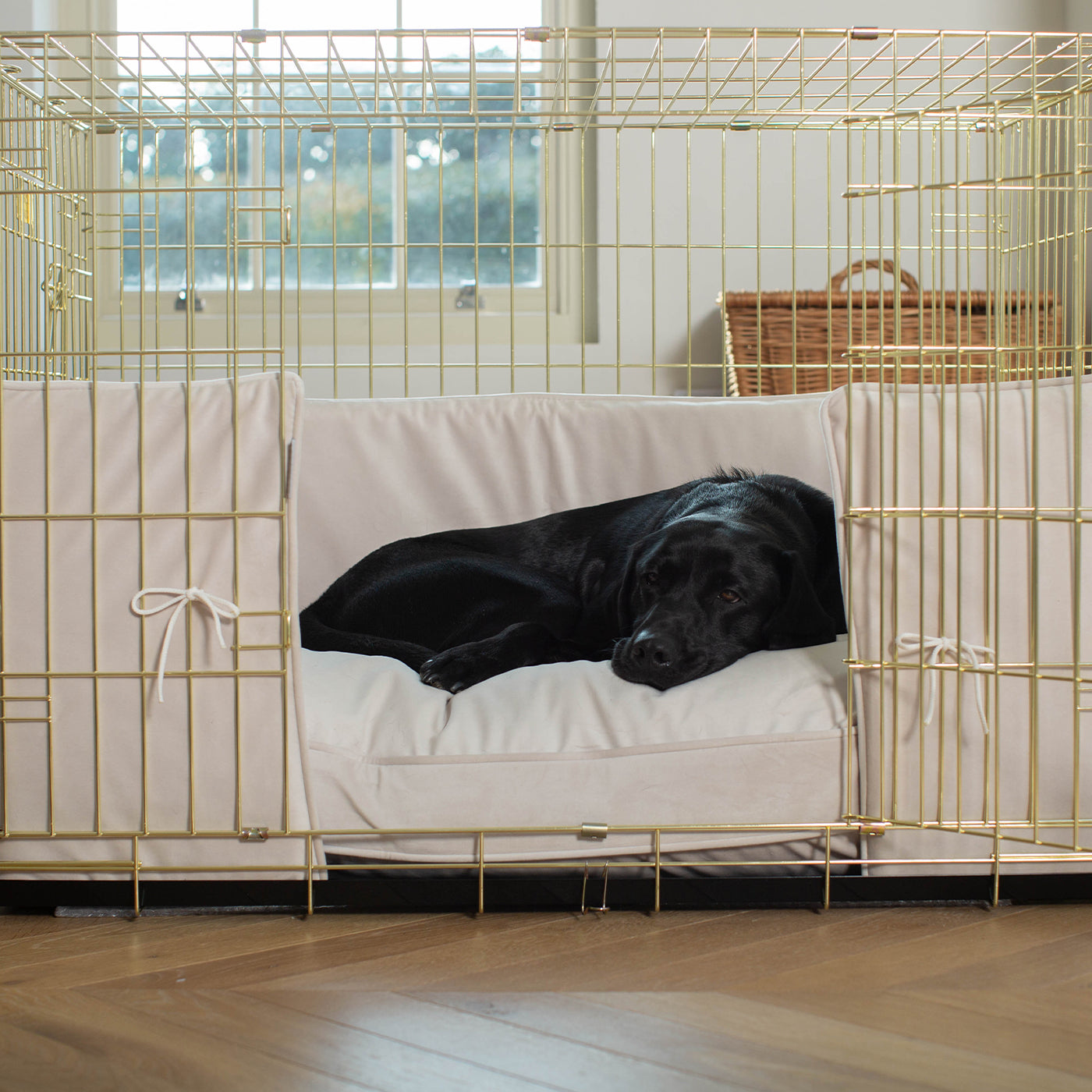 Dog Cage Bumper in Oyster Velvet by Lords & Labradors