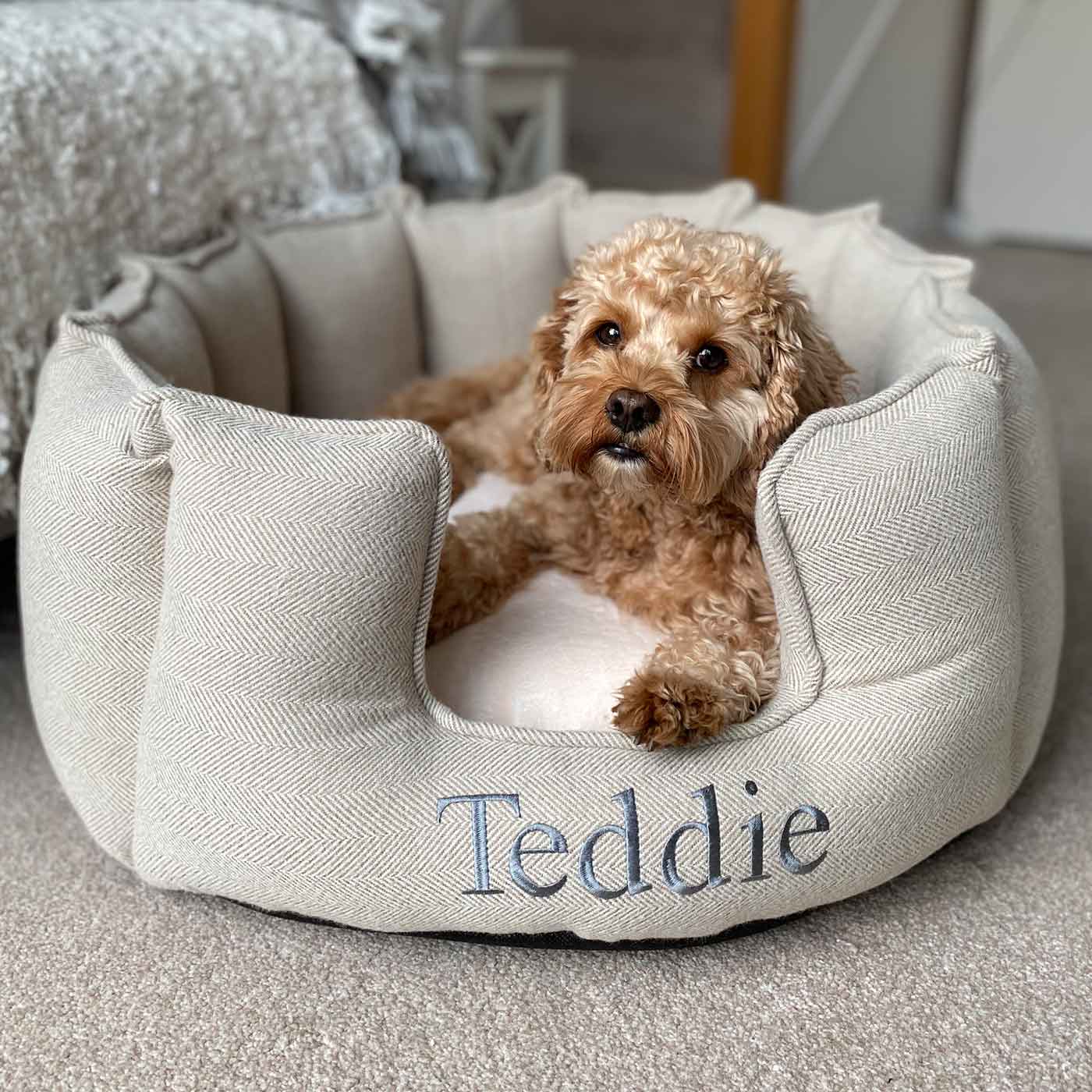 Discover Our Luxurious High Wall Bed For Dogs, Featuring inner pillow with plush teddy fleece on one side To Craft The Perfect Dogs Bed In Stunning Natural Herringbone Tweed! Available To Personalize Now at Lords & Labradors US