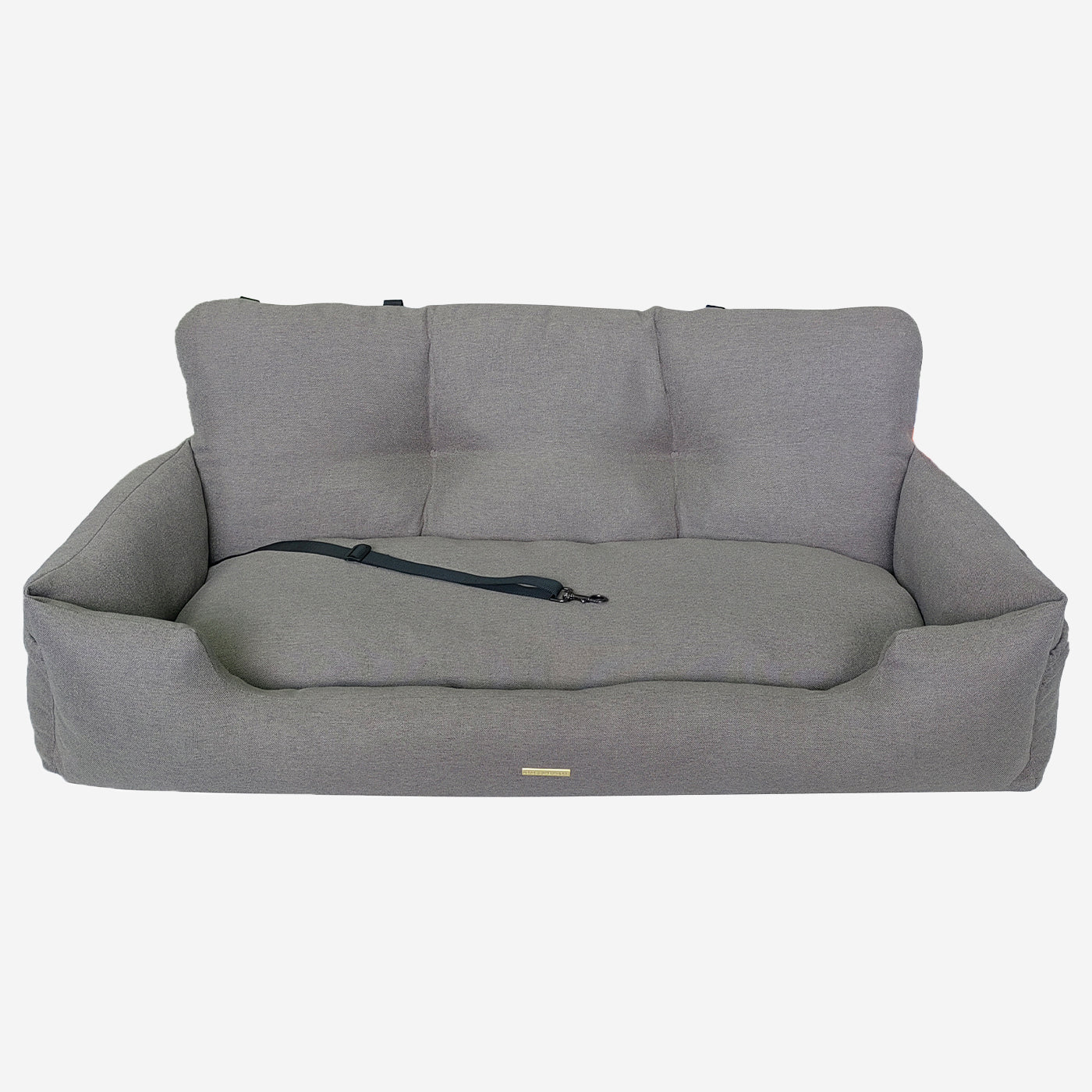 Embark on the perfect pet travel with our luxury Double Easy Traveller Seat, in two colors Truffle and Slate! Featuring removable inner cushion with cover for easy cleaning! Available now at Lords & Labradors US