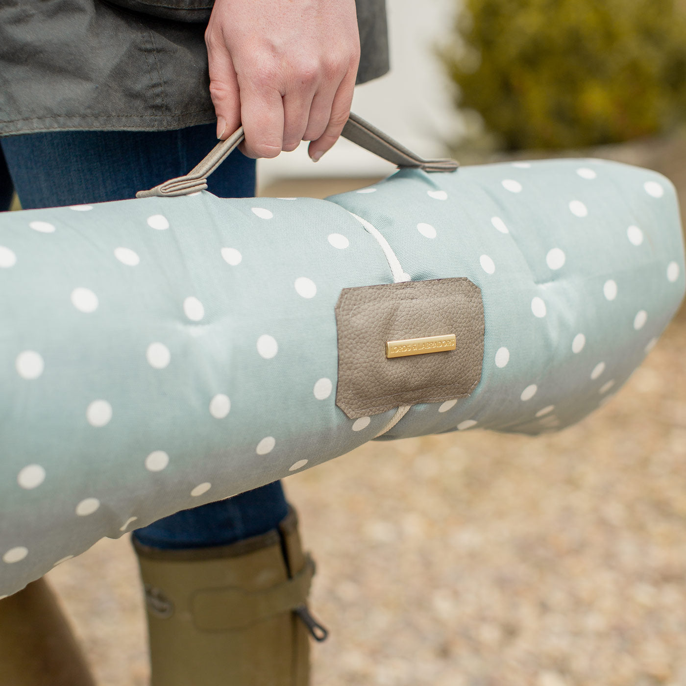 Embark on the perfect pet travel with our luxury Travel Mat in Essentials Duck Egg Spot. Featuring a Carry handle for on the move once Rolled up for easy storage, can be used as a seat cover, boot mat or travel bed! Available now at Lords & Labradors US