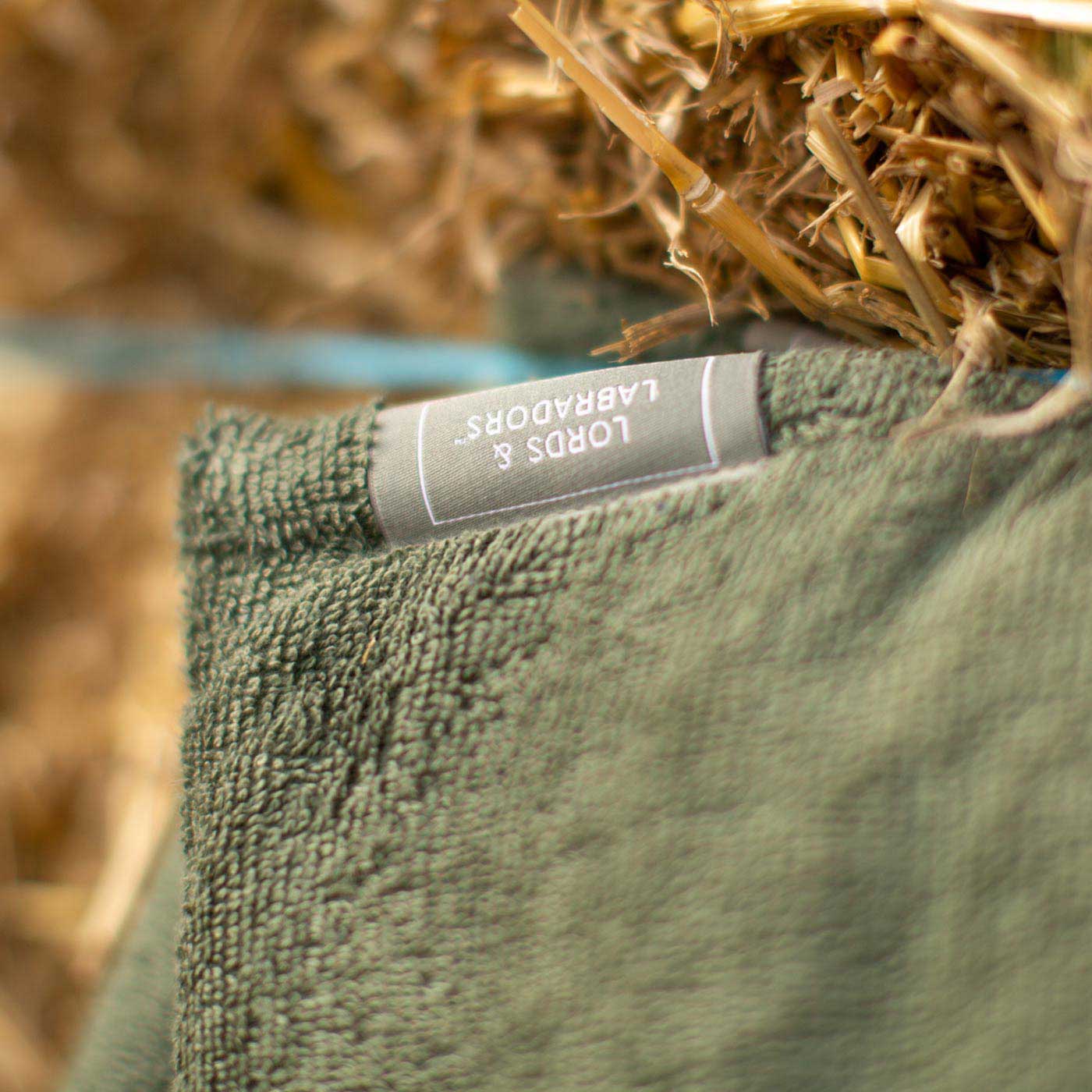 Introducing the ultimate bamboo dog drying mitts in beautiful fir green, made from luxurious bamboo to aid sensitive skin featuring universal size to fit all with super absorbent material for easy pet drying! The perfect dog drying gloves, available now at Lords & Labradors US, In four colors!