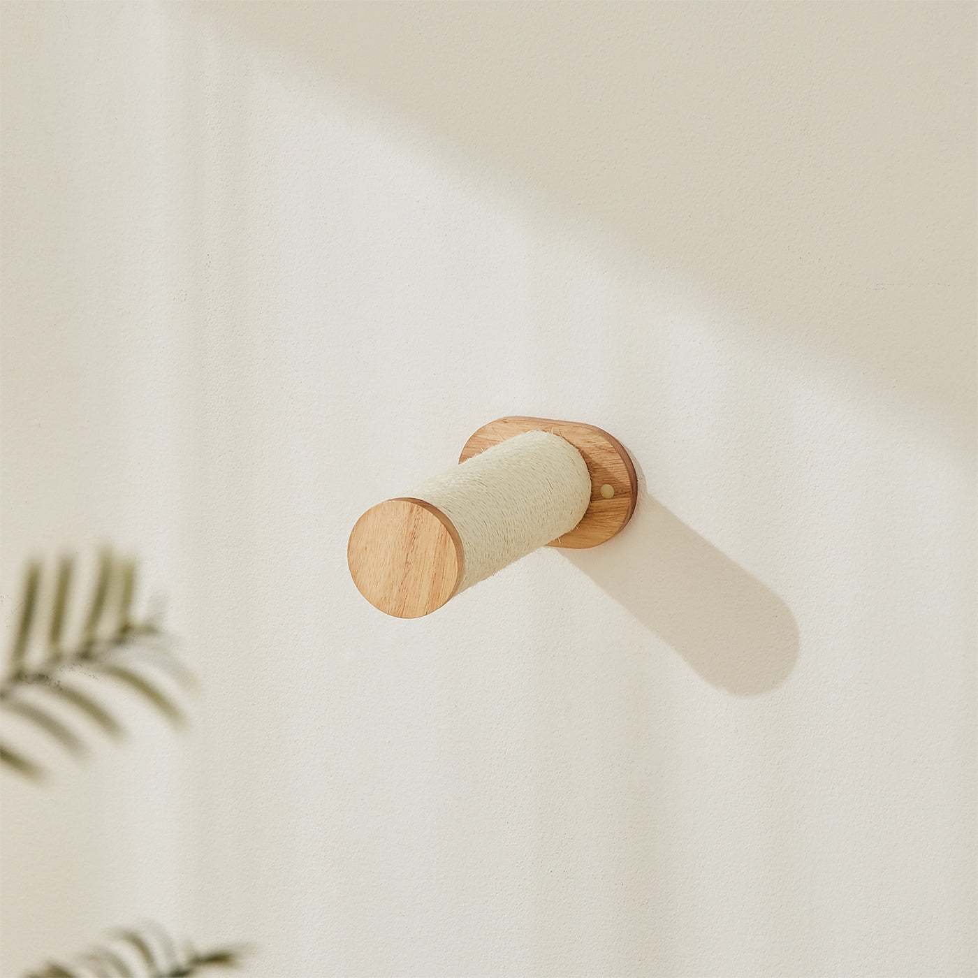Discover our Luxurious and Stylish Malmo Cog Step Wall Climber. Features Allows it to Blend into Any Home, Encourages Natural Scratching and Great to combine with other Malmo wall Mounts. Perfect for Kittens and Cats under 15kg. Now Available at Lords & Labradors US