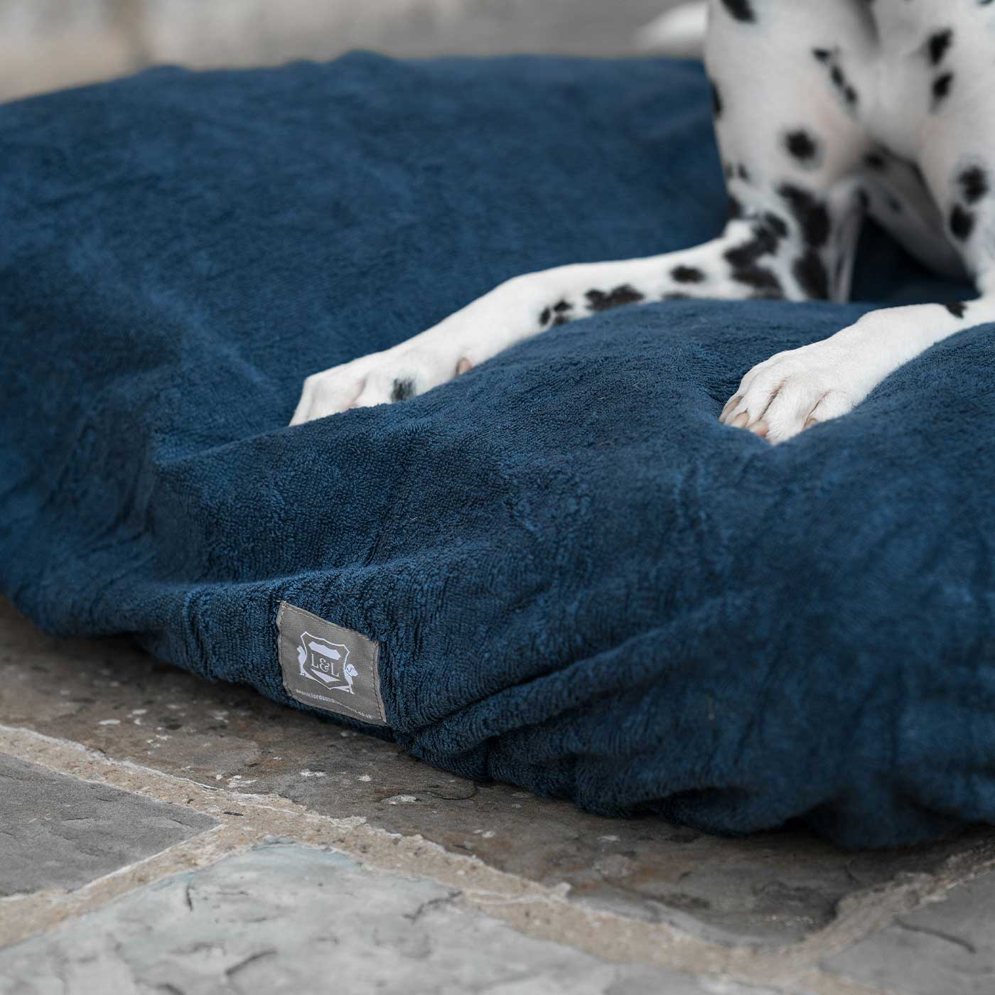 Introducing the ultimate bamboo dog drying cushion cover in beautiful Navy, made from luxurious bamboo to aid sensitive skin featuring elasticated hem for a snug fit with super absorbent material for easy pet drying! Available now at Lords & Labradors US, In three sizes and four colors to suit all breeds!