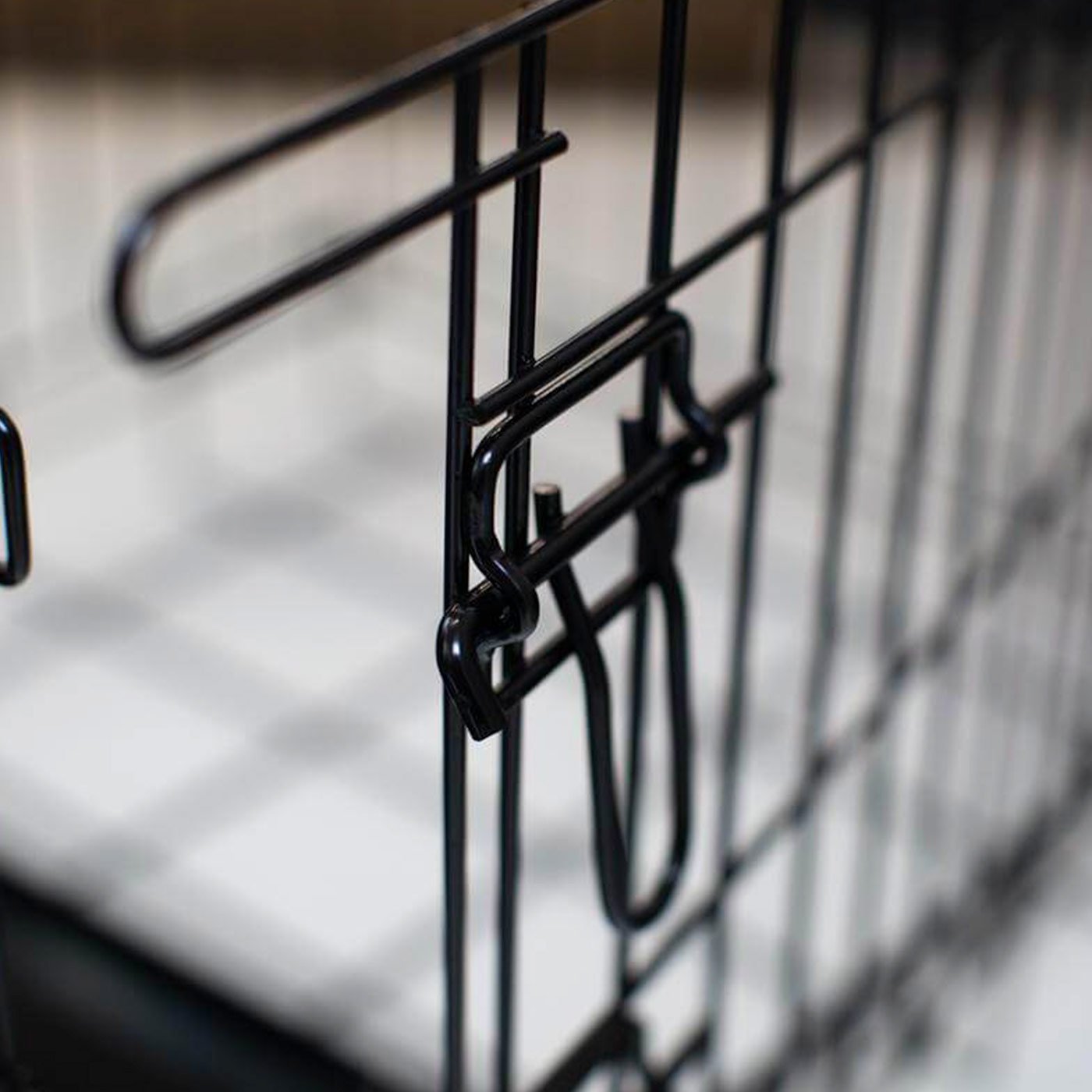 Discover the perfect deluxe heavy duty Black dog cage, featuring two doors for easy access and a removable tray for easy cleaning! The ideal choice to keep new puppies safe, made using pet safe galvanised steel! Available now in 5 sizes and three stunning colors at Lords & Labradors US