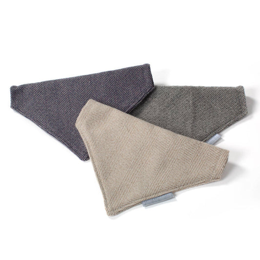 [color:natural herringbone] [color:oxford herringbone] [color:pewter herringbone] Discover The Perfect Bandana For Dogs, Handmade With love In Luxury Herringbone Tweed, Available In 3 Sizes To Personalize Now at Lords & Labradors US
