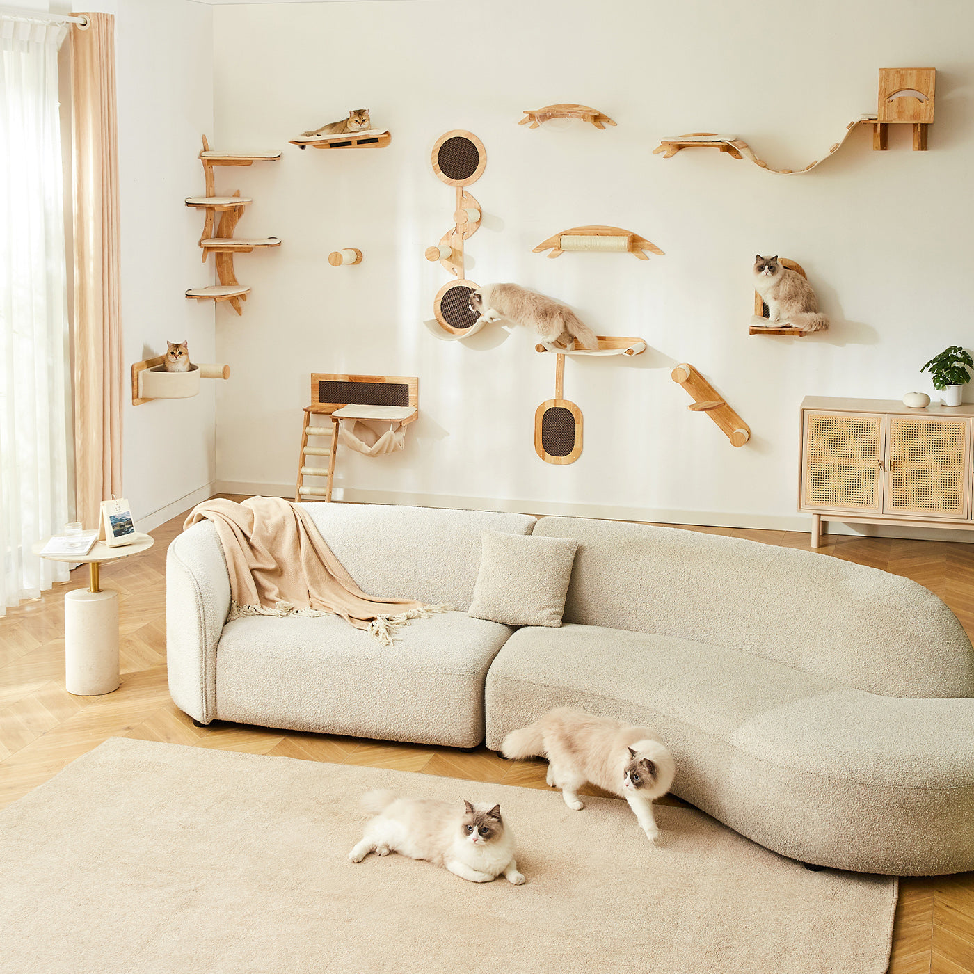 Discover our Luxurious and Stylish Malmo Scratch & Climb Wall Climber. The Features Allows it to Blend into Any Home, Give indoor Cats an Interactive Natural Scratching on Posts and Scratch Pads. It is a Great Collection addition with other Malmo Wall Mounts. Perfect for Kittens and Cats under 15kg. Now Available at Lords & Labradors US
