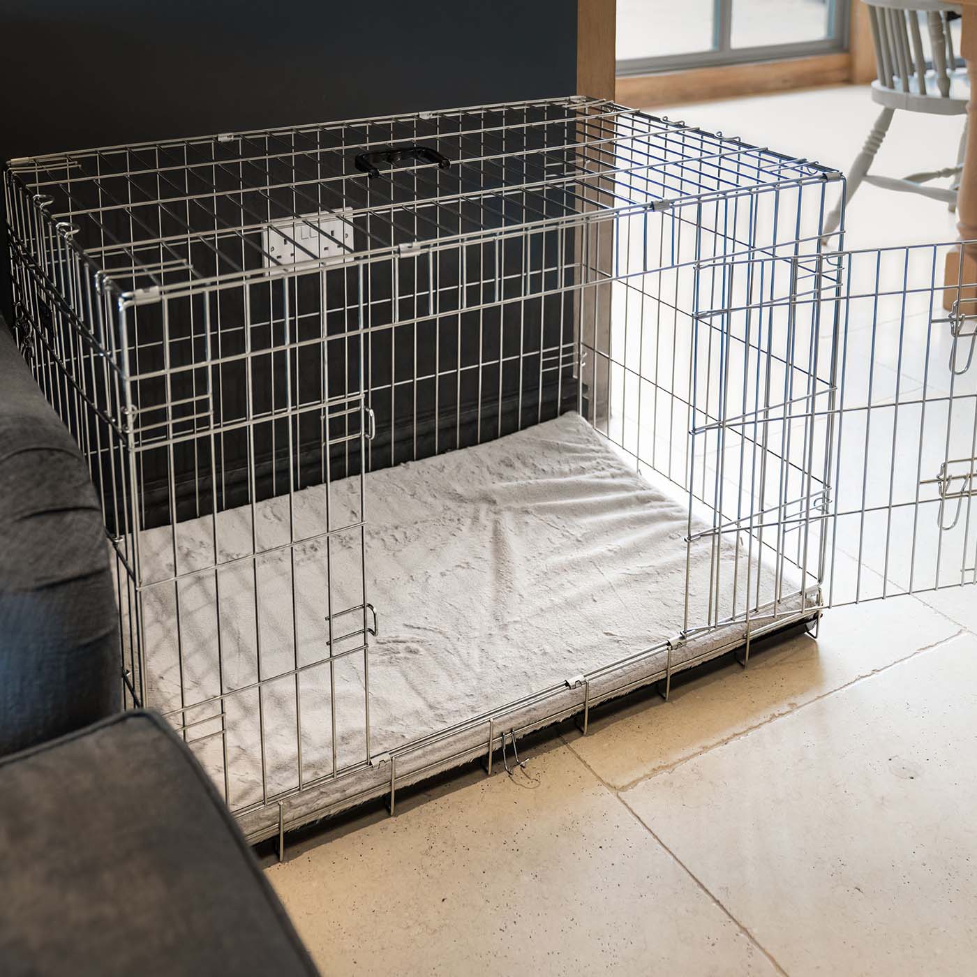 Discover the perfect dog cage accessory, our luxury essentials twill cage mattress in stunning Linen. Present to your furry friend with this Italian handmade cage mattress for dogs, available now at Lords & Labradors US