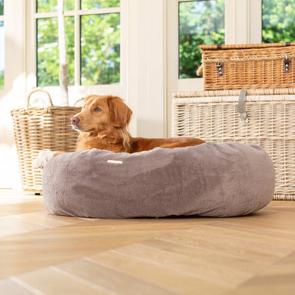 Calming Anti-Anxiety Donut Bed in Fawn Faux Fur by Lords & Labradors