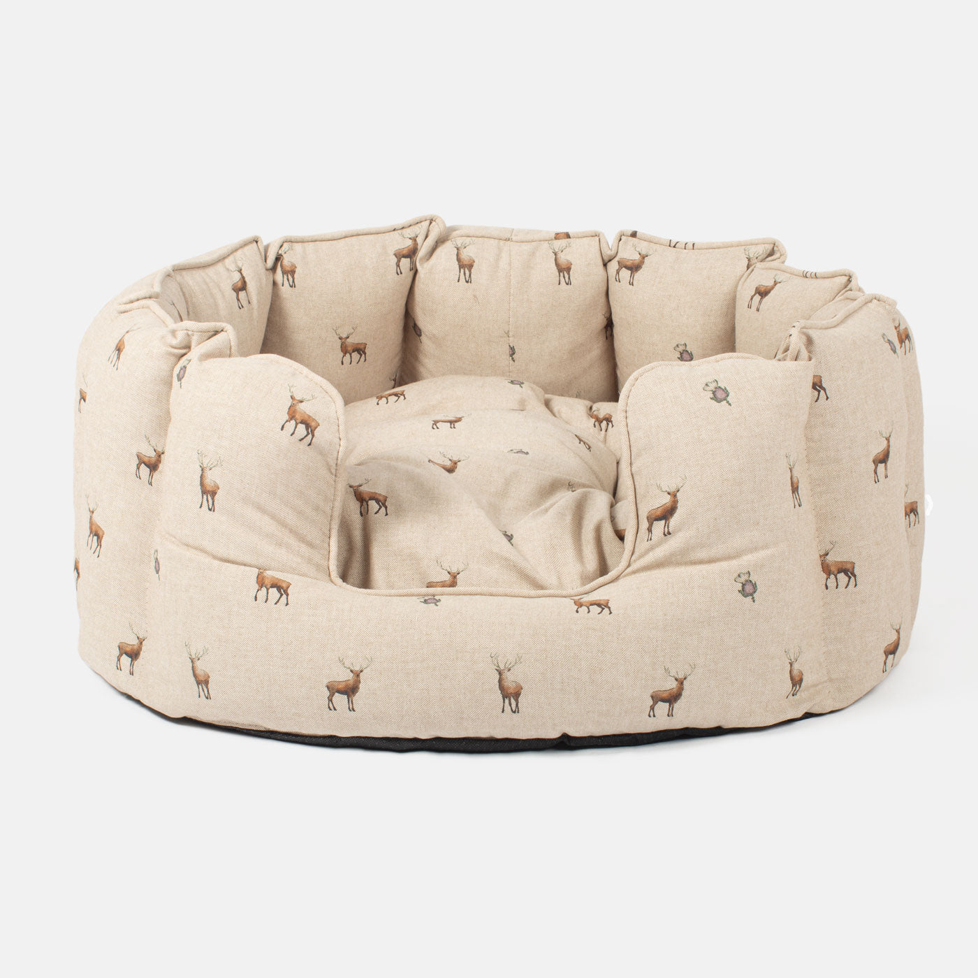 Discover the perfect high wall dog bed in the beautifully crafted woodland collection, this comfortable and cosy bed for dogs features an inner pillow with a plush fleece on the other side for a luxurious touch! Available to personalise now at Lords & Labradors    