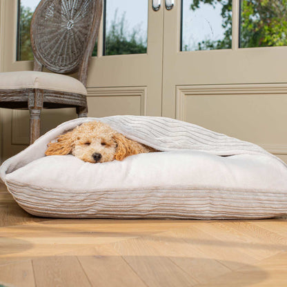 Sleepy Burrows Bed In Light Grey Essentials Plush By Lords & Labradors