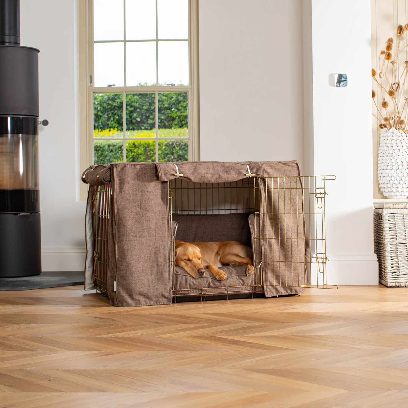 Dog Cage Set In Inchmurrin Umber by Lords & Labradors