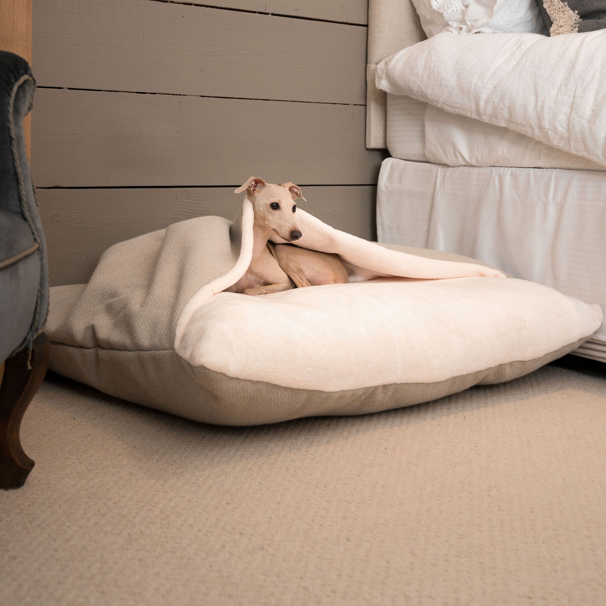 Discover The Perfect Burrow For Your Pet, Our Stunning Sleepy Burrow Dog Beds In Natural Herringbone Is The Perfect Bed Choice For Your Pet, Available Now at Lords & Labradors US