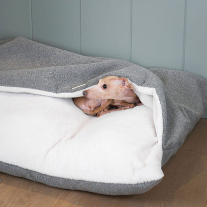 Sleepy Burrows Bed in Pewter Herringbone by Lords & Labradors