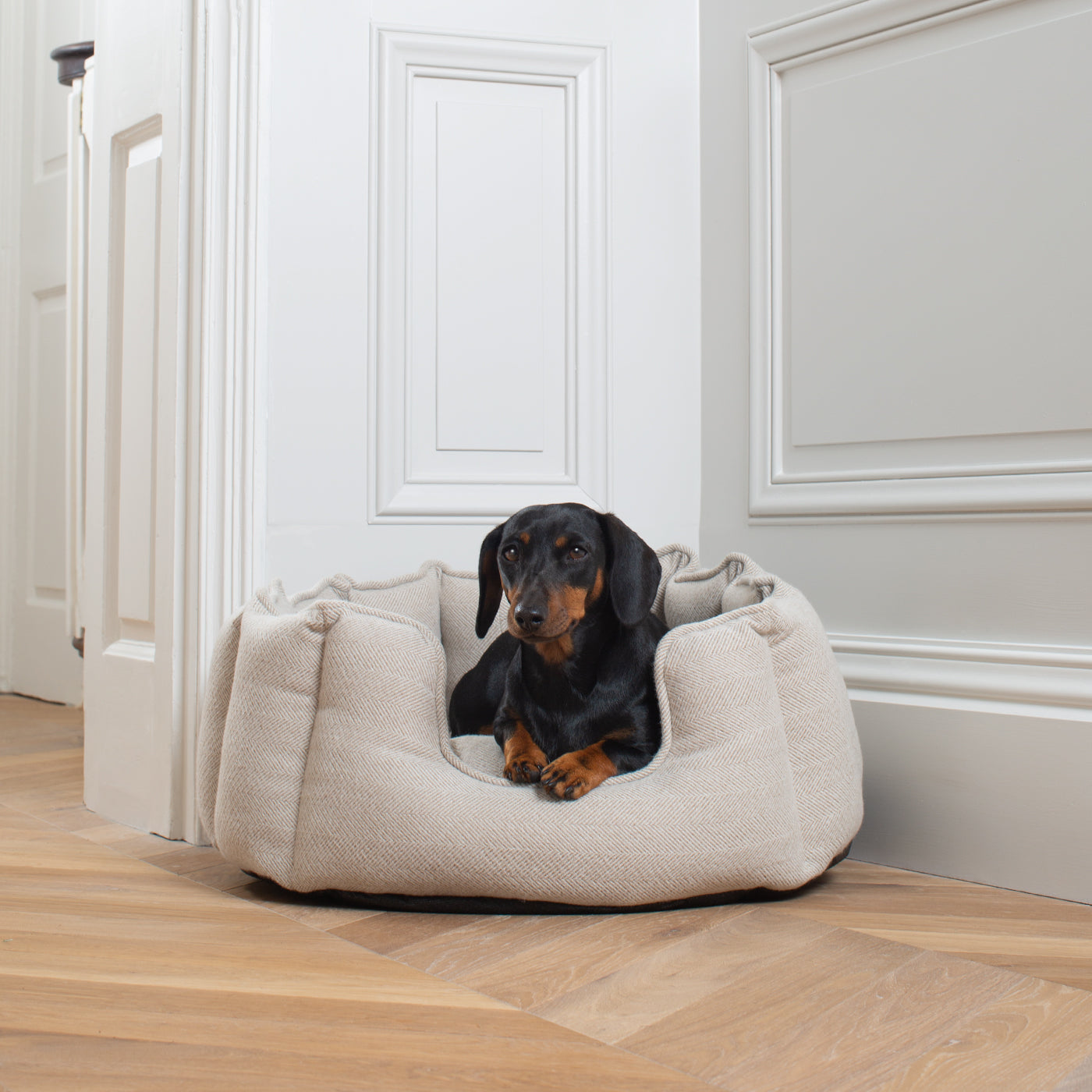 Discover Our Luxurious High Wall Bed For Dogs, Featuring inner pillow with plush teddy fleece on one side To Craft The Perfect Dogs Bed In Stunning Natural Herringbone Tweed! Available To Personalize Now at Lords & Labradors US
