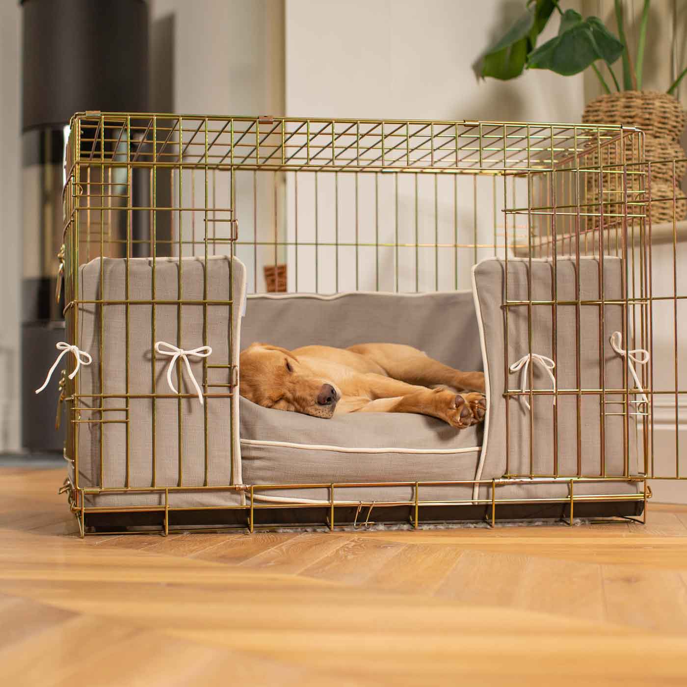 Dog Cage Bumper in Savanna Stone by Lords & Labradors
