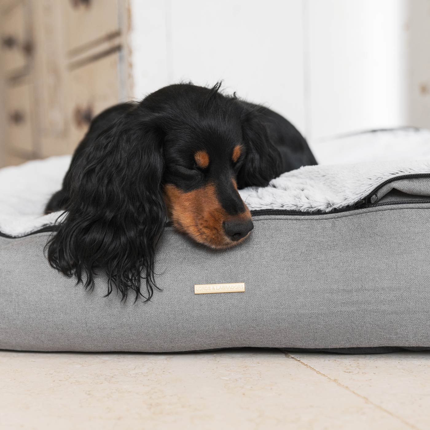 Present Your Furry Friend with the Perfect Dog Bed for The Ultimate Pet Nap-Time! Discover Our Luxury Dig & Dive Dog Bed! Available Now at Lords & Labradors US