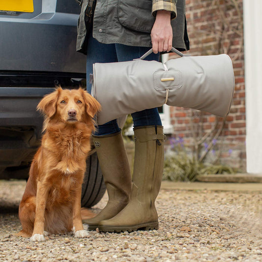 Embark on the perfect pet travel with our luxury Travel Mat in Rhino Granite. Featuring a Carry handle for on the move once Rolled up for easy storage, can be used as a seat cover, boot mat or travel bed! Available now at Lords & Labradors US