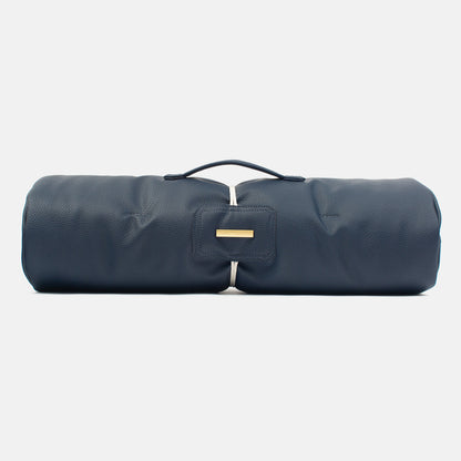 Embark on the perfect pet travel with our luxury Travel Mat in Rhino Pacific. Featuring a Carry handle for on the move once Rolled up for easy storage, can be used as a seat cover, boot mat or travel bed! Available now at Lords & Labradors US
