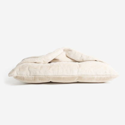 Discover The Perfect Burrow For Your Pet, Our Stunning Sleepy Burrow Dog Beds In Calming Anti Anxiety Cream Faux Fur, Is The Perfect Bed Choice For Your Pet, Available Now at Lords & Labradors US